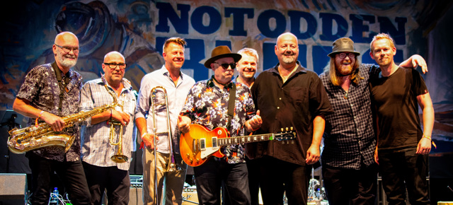 J.T. Lauritsen & The Buckshot Hunters